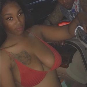 Meet your Posher, Renee